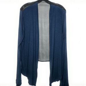 Blue Life Silk Wrap‎